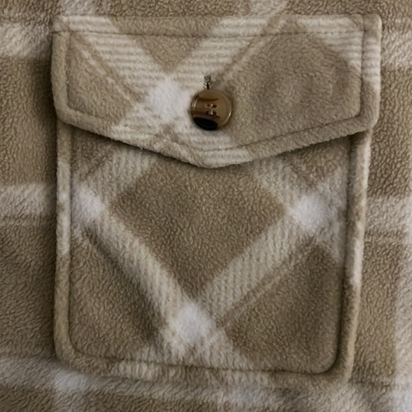 Thread and Supply Shacket - Picture 3 of 4